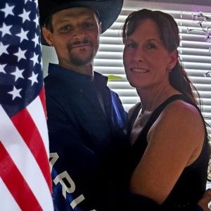 Meet your Posher, Johnny